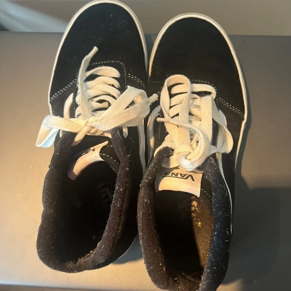 VANS Black Off the Wall Everyday Wear Size 8.5 men’s